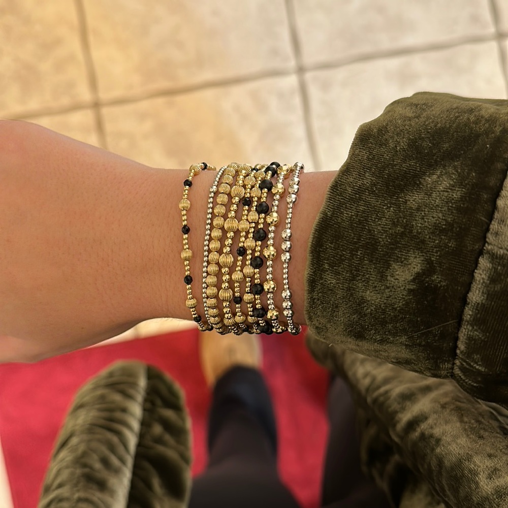 Set of 9 eNewton bracelets